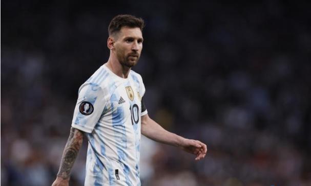 剑桥分级语法题《English Grammar Exercises with Answers》